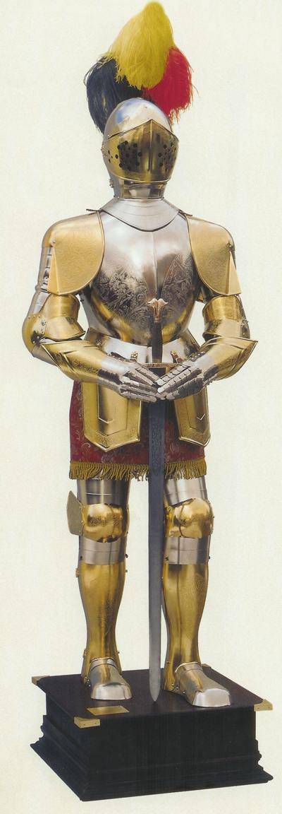 MEDIEVAL ARMOURS OF NATURAL SIZE