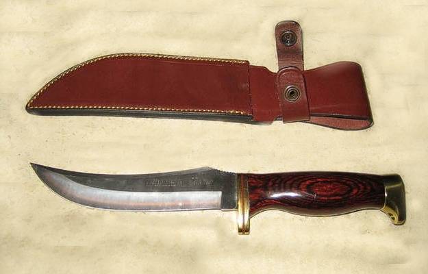Skinner Aitor knife and leather sheath