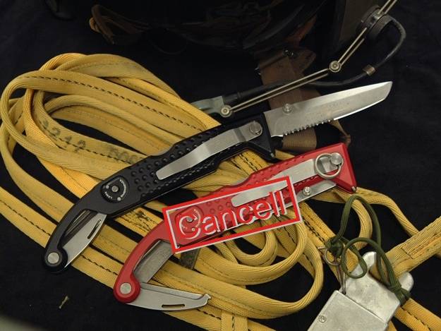 The principal blade of this extrema ratio knife is beak shaped