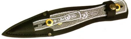 NIETO THROWING KNIVES
