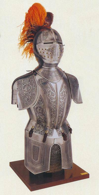 ARMADURA MEDIEVAL GRABADA