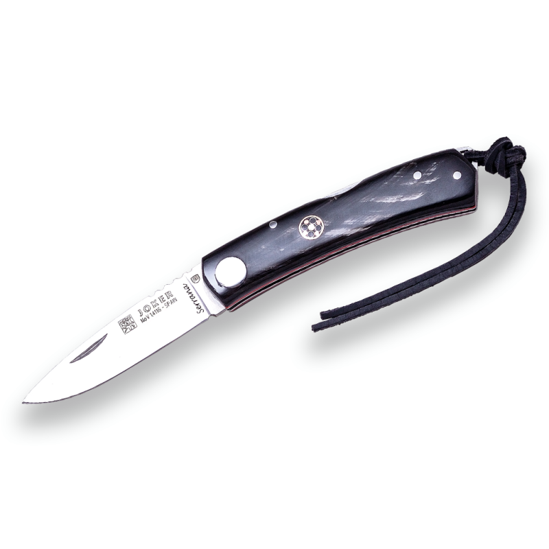 SERRANA JOKER FACA ESPORTIVA, COM TRAVA TRASEIRA, LÂMINA DE 7 CM, AÇO INOX MOVA 1.4116 E ESCAMAS DE CHIFRE DE BÚFALO.