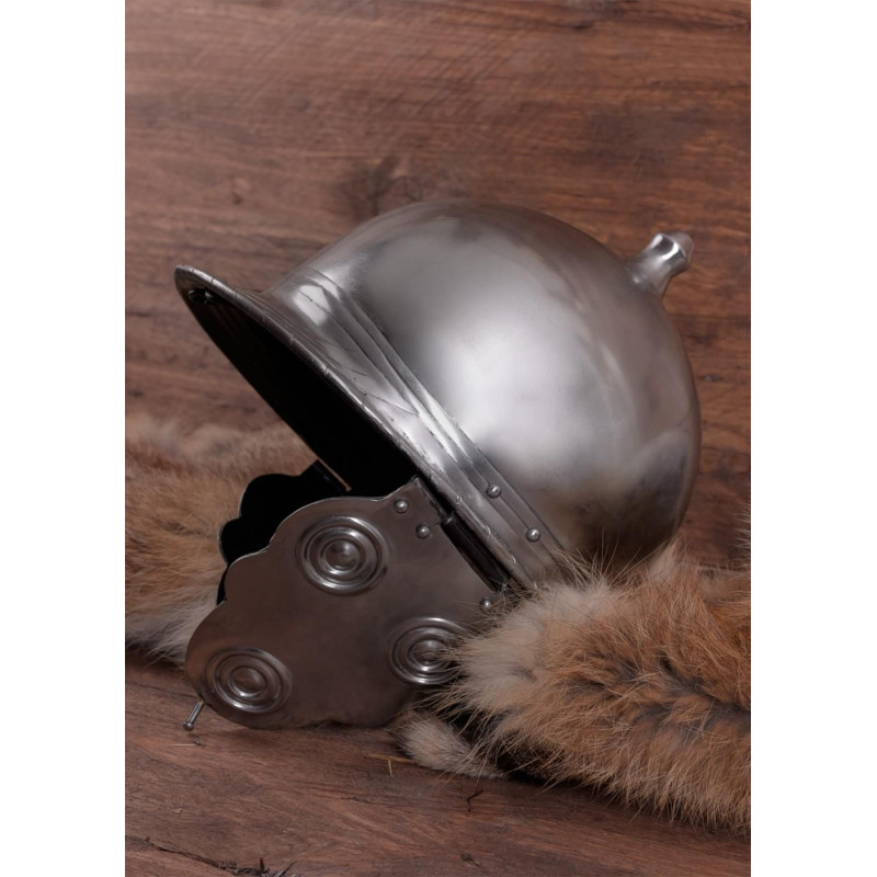 1716631801 Montefortino Celtic Helm