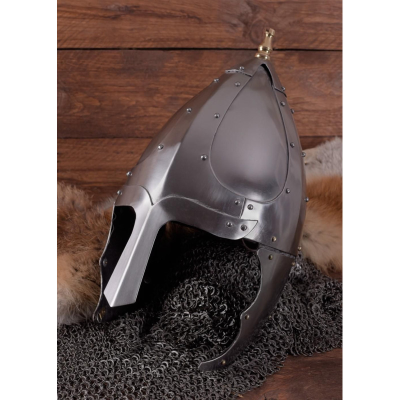 1716384200 capacete germânico do início da Idade Média