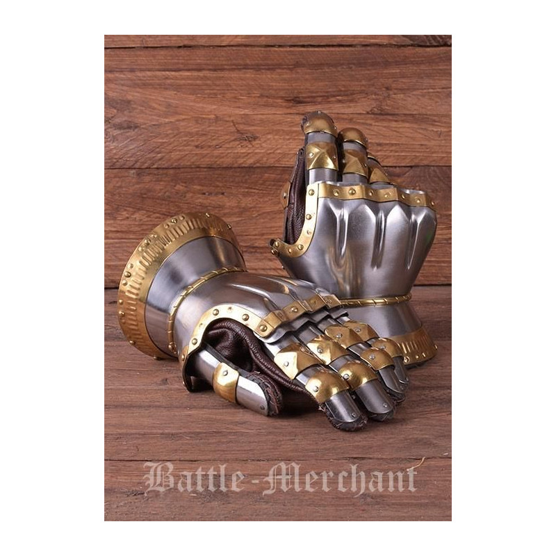 1023100900 Gloves or gauntlets hourglass
