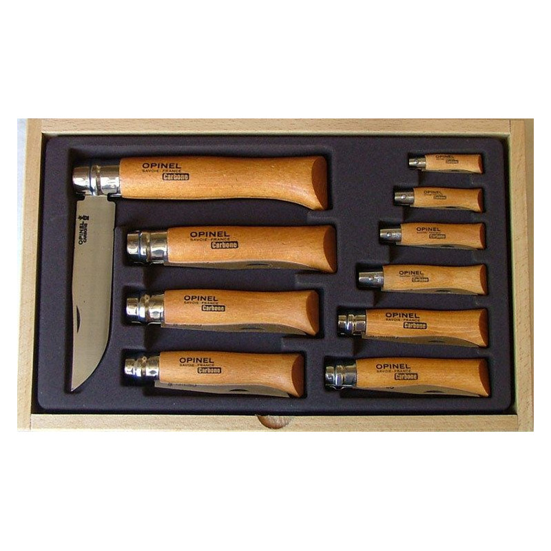 Collect coins 10 carbon knives