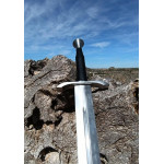 MEDIEVAL SWORDS FOR BATTLE