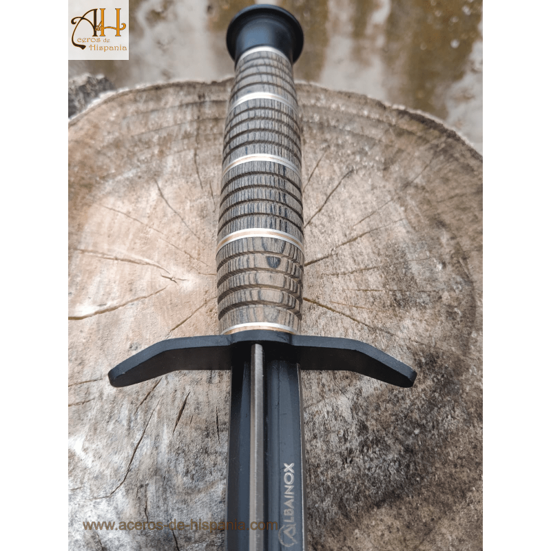 Three-sided Albainox knife 20,5 centimetres