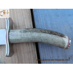 Deer-horn-handmade-knives