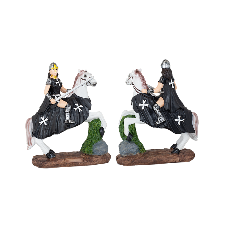 Cavallo Bianco Spada Templare Nera