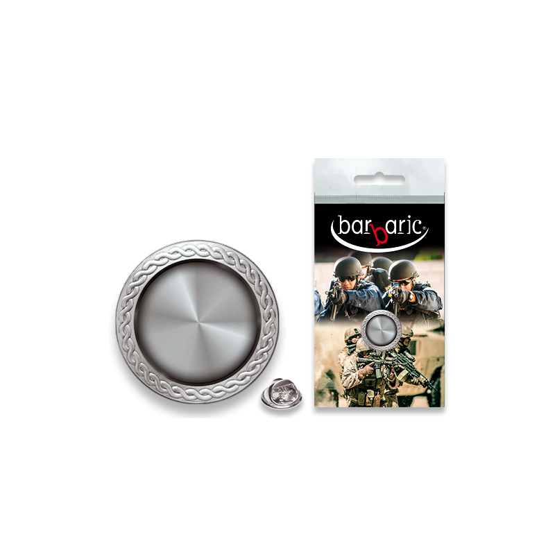 Barbarische silberne Anstecknadel. Abgeschrägte Kante. 20 Millimeter