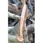 Valdenguía pocket knife with olive wood handle.