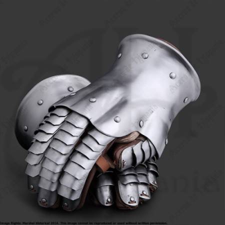GAUNTLETS OF XIVth FOR MEDIEVAL RECREATION MARSHALL HISTORICAL