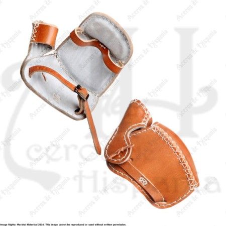 LEATHER HAND PROTECTION FOR MEDIEVAL RECREATION MARSHALL HISTORICAL 